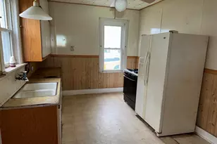 605 S 3rd Ave, Wausau, WI 54401 - Photo 9