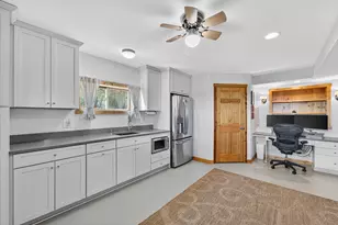 11024 Lakeshore Dr, Pleasant Prairie, WI 53158 - Photo 29