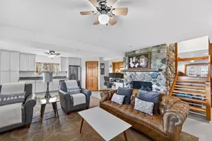 11024 Lakeshore Dr, Pleasant Prairie, WI 53158 - Photo 25