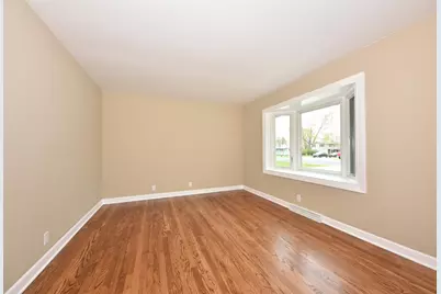 111 S Middle Rd, Belgium, WI 53004 - Photo 7