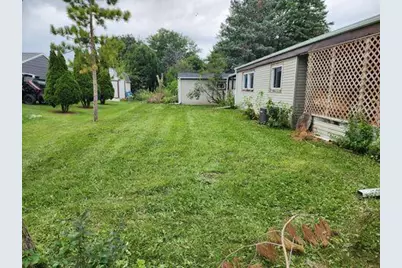 815  Eastown Manor -, Elkhorn, WI 53121 - Photo 5