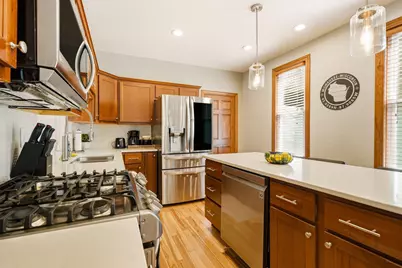 216 E Smith St, Milwaukee, WI 53207 - Photo 9