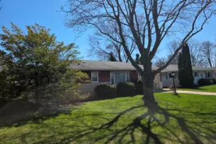 425 Bishop Ave, Plymouth, WI 53073 - Photo 13