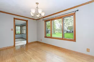 412 West Ave, Pewaukee, WI 53072 - Photo 7