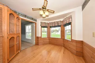 2073 E Sumner St, Hartford, WI 53027 - Photo 9