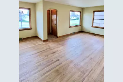2607  Lincoln Ave, Two Rivers, WI 54241 - Photo 9