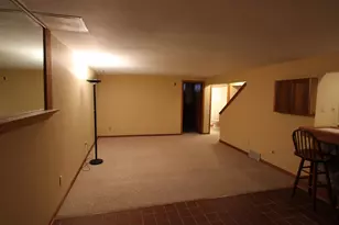 915 Park Cir, Racine, WI 53182 - Photo 13