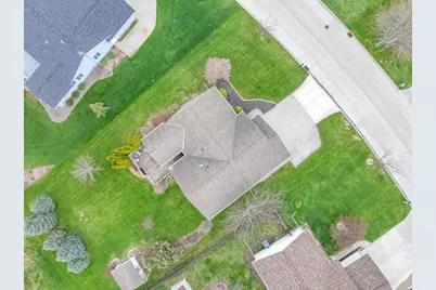 4916  White Fox Dr, Sheboygan, WI 53081 - Photo 33