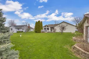 4916 White Fox Dr, Sheboygan, WI 53081 - Photo 29