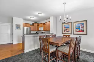 W205N16507 Cranberry Creek Ln, Jackson, WI 53037 - Photo 5