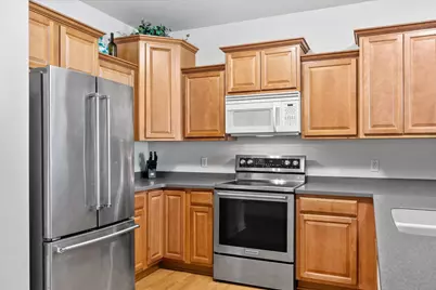 W205N16507  Cranberry Creek Ln, Jackson, WI 53037 - Photo 7