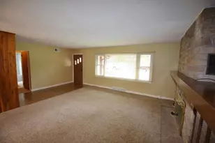 275 N Park St, Whitewater, WI 53190 - Photo 15