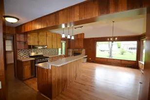 275 N Park St, Whitewater, WI 53190 - Photo 9