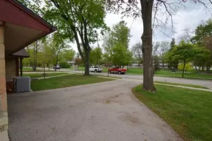275 N Park St, Whitewater, WI 53190 - Photo 31