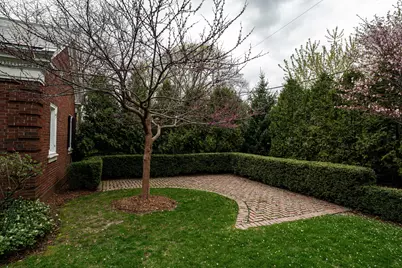 2121 N Terrace Ave, Milwaukee, WI 53202 - Photo 85