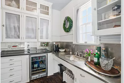 2121 N Terrace Ave, Milwaukee, WI 53202 - Photo 29