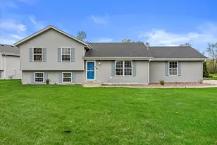 164 E Fairfield Dr, Oak Creek, WI 53154 - Photo 31
