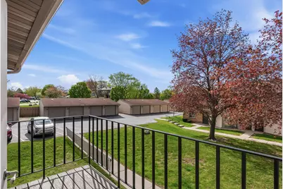 W168N11487  El Camino Dr, Germantown, WI 53022 - Photo 21