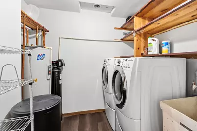 W168N11487  El Camino Dr, Germantown, WI 53022 - Photo 19