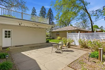 330 W Manor Cir, Bayside, WI 53217 - Photo 31