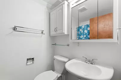330 W Manor Cir, Bayside, WI 53217 - Photo 23