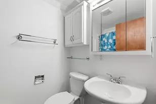 330 W Manor Cir, Bayside, WI 53217 - Photo 23