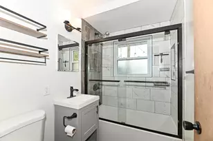 6300 W Cleveland Ave, Milwaukee, WI 53219 - Photo 17