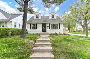 6300 W Cleveland Ave, Milwaukee, WI 53219 - Photo 33