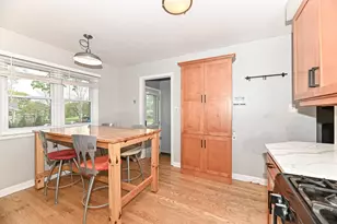 6300 W Cleveland Ave, Milwaukee, WI 53219 - Photo 9