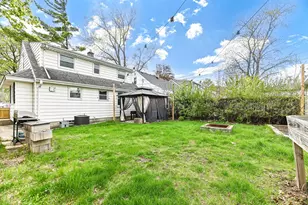 6300 W Cleveland Ave, Milwaukee, WI 53219 - Photo 27