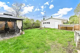 6300 W Cleveland Ave, Milwaukee, WI 53219 - Photo 29