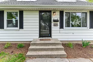 6300 W Cleveland Ave, Milwaukee, WI 53219 - Photo 33