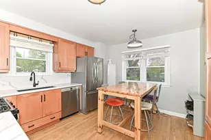 6300 W Cleveland Ave, Milwaukee, WI 53219 - Photo 7