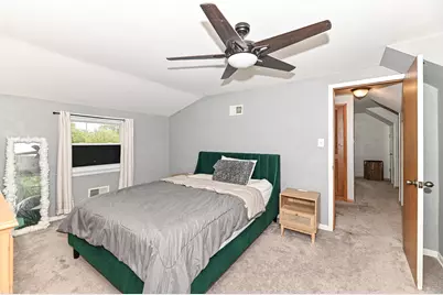 6300 W Cleveland Ave, Milwaukee, WI 53219 - Photo 19