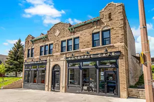 2625 S Wentworth Ave, Milwaukee, WI 53207 - Photo 25
