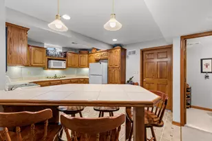 N108W15259 Bel Aire Ln, Germantown, WI 53022 - Photo 43