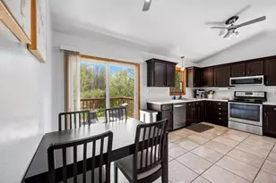 3361 Basil Dr, Madison, WI 53704 - Photo 7