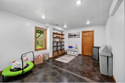 3361  Basil Dr, Madison, WI 53704 - Photo 21