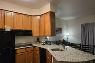 111 Center St, Lake Geneva, WI 53147 - Photo 11