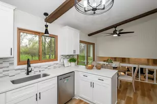 W296N575 Bryn Dr, Delafield, WI 53188 - Photo 15