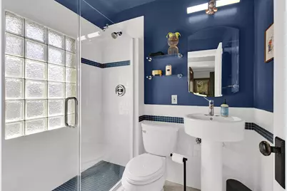 8229  Gridley Ave, Wauwatosa, WI 53213 - Photo 21