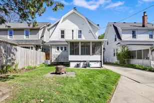 8229 Gridley Ave, Wauwatosa, WI 53213 - Photo 27
