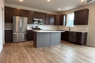 3708 Bishops Cap Dr, Racine, WI 53126 - Photo 5