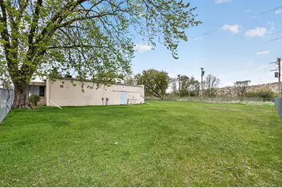 6200 N 39th St, Milwaukee, WI 53209 - Photo 29
