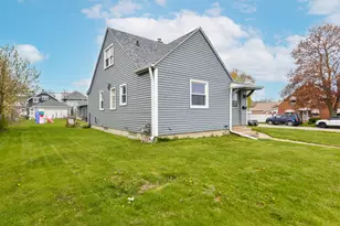 700 Marion Ave, South Milwaukee, WI 53172 - Photo 17