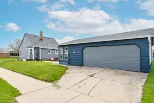 700 Marion Ave, South Milwaukee, WI 53172 - Photo 15