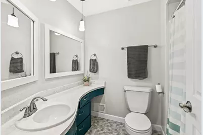 W173N8479  Westbridge Ave, Menomonee Falls, WI 53051 - Photo 23