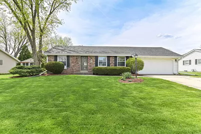 W173N8479  Westbridge Ave, Menomonee Falls, WI 53051 - Photo 33