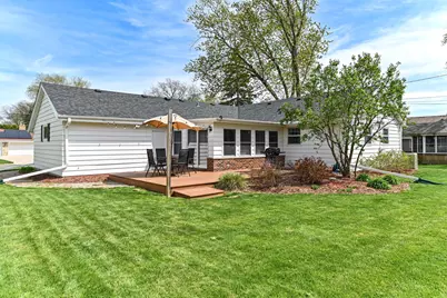 W173N8479  Westbridge Ave, Menomonee Falls, WI 53051 - Photo 31