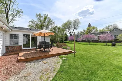 W173N8479  Westbridge Ave, Menomonee Falls, WI 53051 - Photo 27